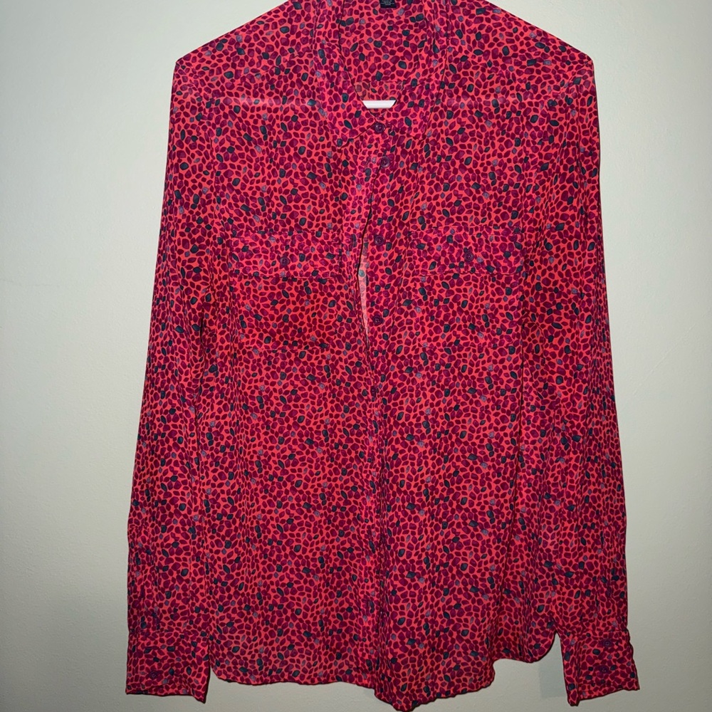 American Eagle Outfitters Red and Black Button Down Shirt